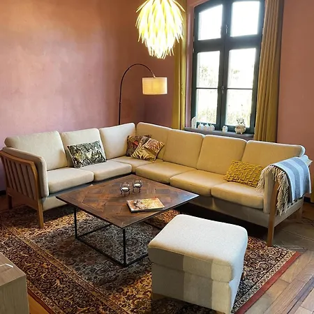 Stationsgebaeude Appartamento *